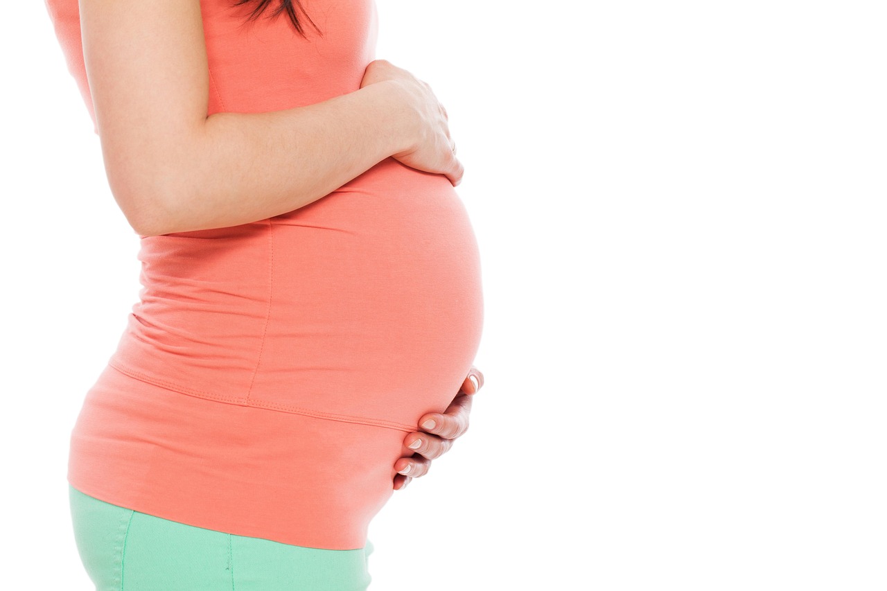 entdecken sie die vorteile der bauchlage für ihr baby! tummy time fördert die motorische entwicklung, stärkt die nacken- und rückenmuskulatur und sorgt für wichtige spielmomente. erfahren sie, wie sie diese wichtige aktivität in den alltag integrieren können.