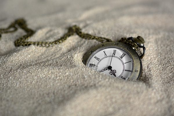 entdecken sie die vorteile von bauchlage für ihr baby! tummy time fördert die motorische entwicklung, stärkt die nacken- und rückenmuskulatur und hilft ihrem kleinen, die welt aus einer neuen perspektive zu erkunden.