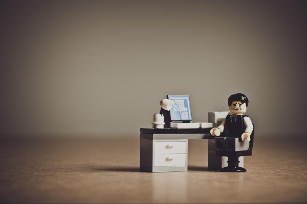 entdecken sie die verschiedenen facetten von frustration. erfahren sie, wie sie entsteht, welche auswirkungen sie auf ihr leben hat und lernen sie effektive strategien, um damit umzugehen.